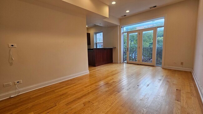 Foto del edificio - 3337 N Halsted St