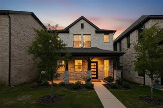Building Photo - 2657 Amistad Ln