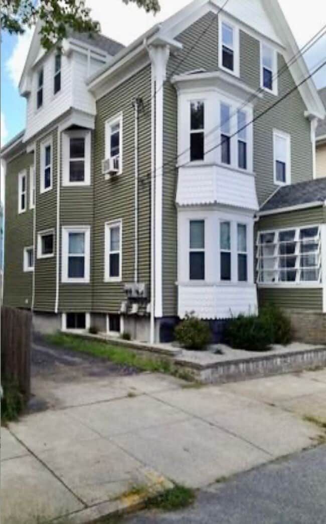 Building Photo - 50-52 East George Street