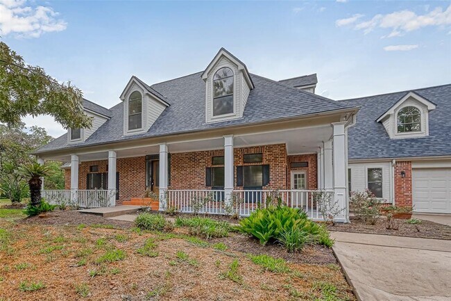 Foto del edificio - 24819 Saddlespur Ln