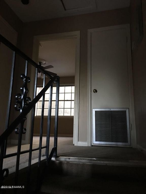 Foto del edificio - 208 General Gardner Ave