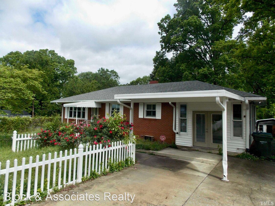 Primary Photo - 2 br, 1 bath House - 714 Carter Avenue