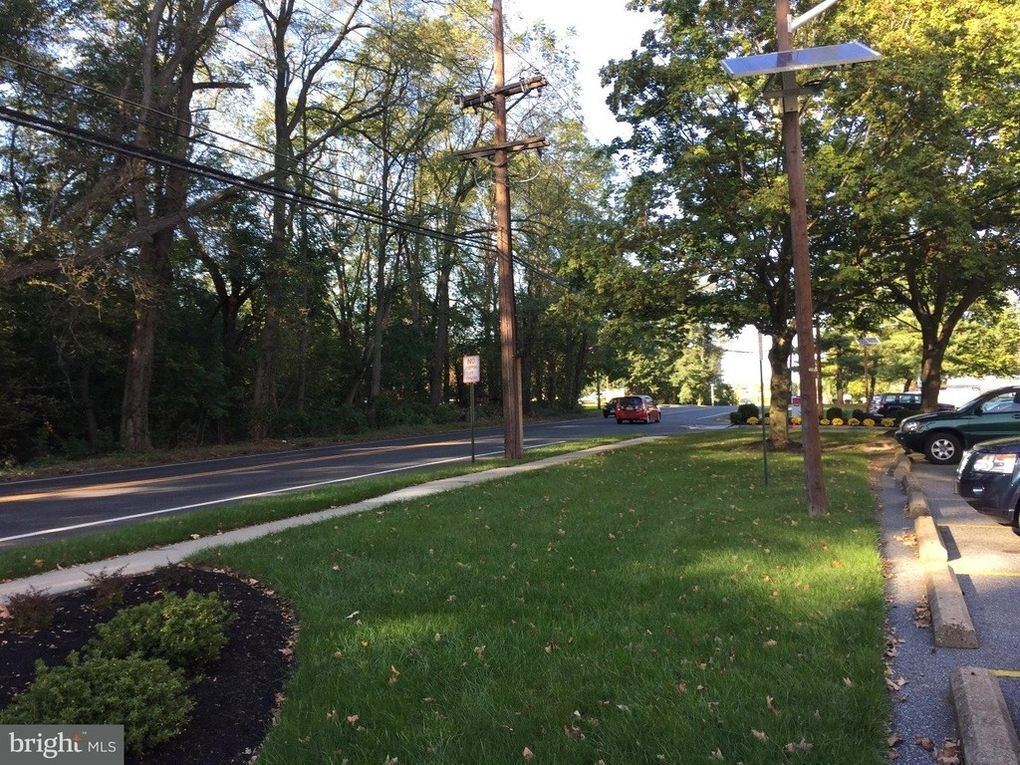 Foto del edificio - 401 Cooper Landing Rd