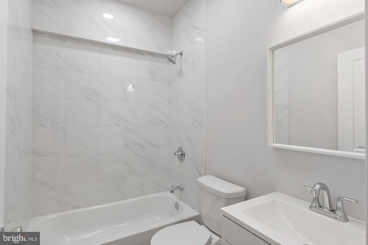 Foto principal - 4334 Parrish St