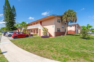 Building Photo - 7491 SW 10th Ct
