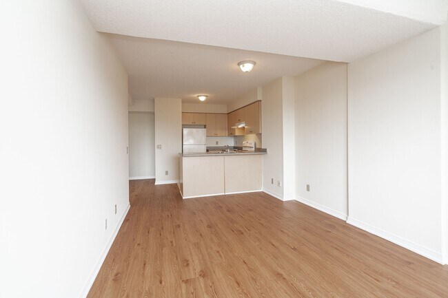 Building Photo - 333 Sidney Belsey Crescent