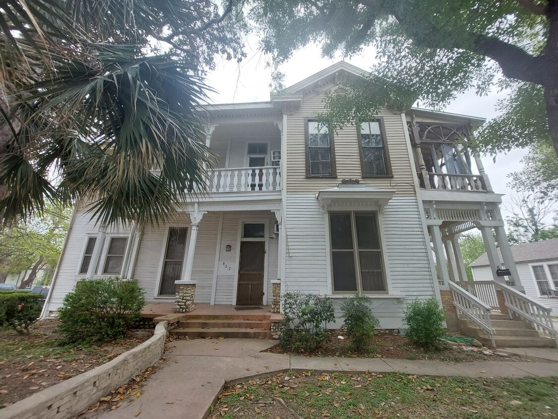 Primary Photo - Government Hill Historic District! *1 BED/...
