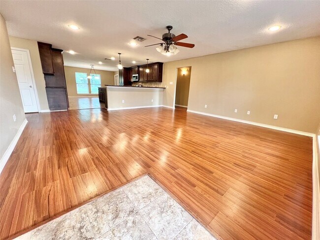 Foto del edificio - 7017 Caldwell St