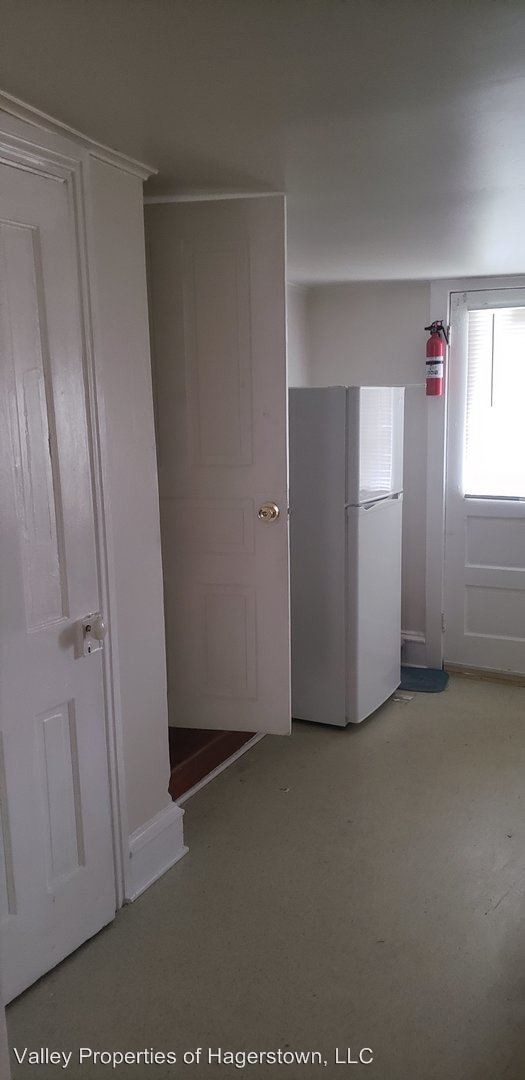 Building Photo - 153 S Church St