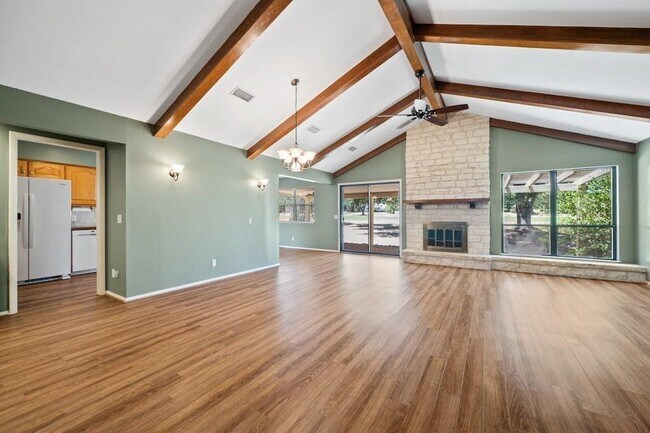 Building Photo - 843 Sunfish St