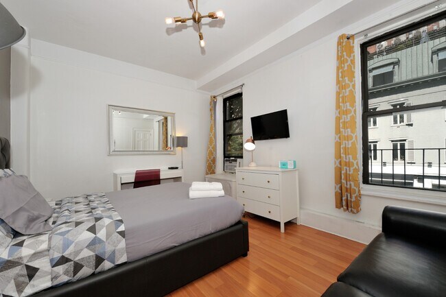 Foto del edificio - 354 East 77th Street