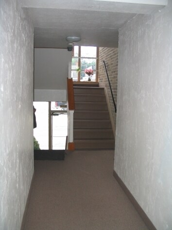 Building Photo - 4370 State Rd