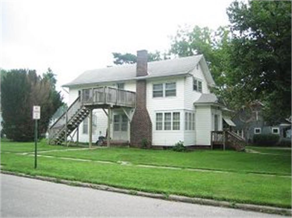 Building Photo - 912 Victoria St