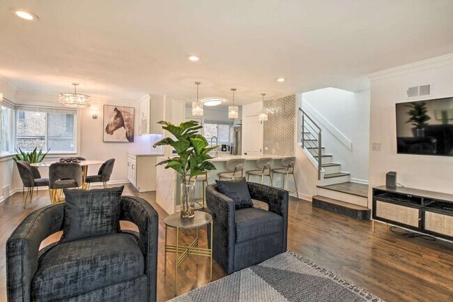 Foto del edificio - 428 W Wellington Ave