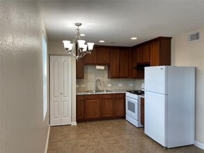 Building Photo - 296 Ferrule Dr