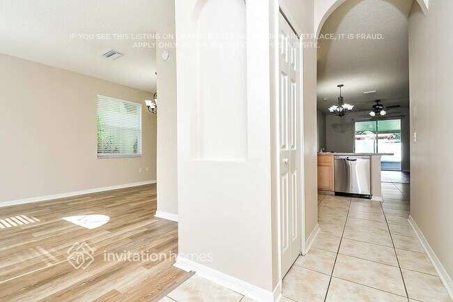 Foto del edificio - 932 Grand Canyon Dr