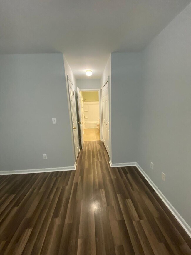 Foto del edificio - 10660 Holly Ridge Blvd