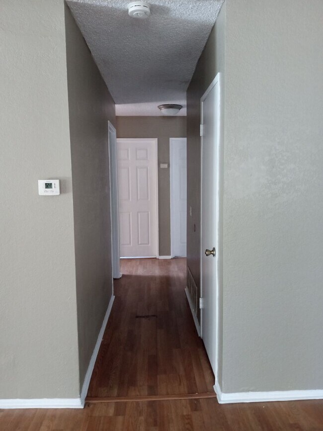 Foto del edificio - Lovely 4 bedroom
