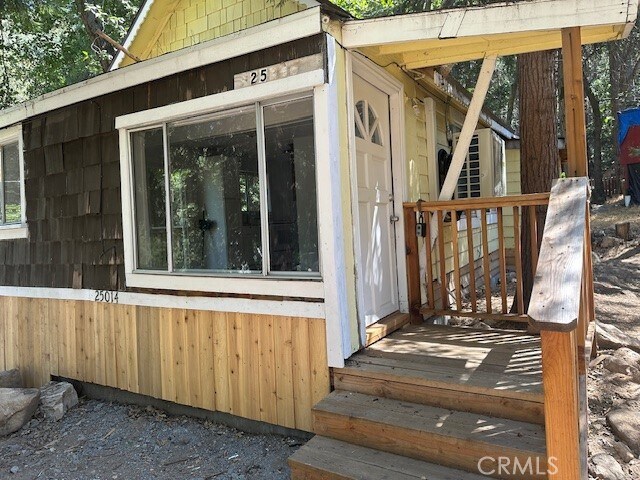 Building Photo - 25014 Moon Dr