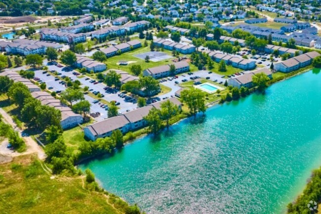 Building Photo - Perry Lake Village