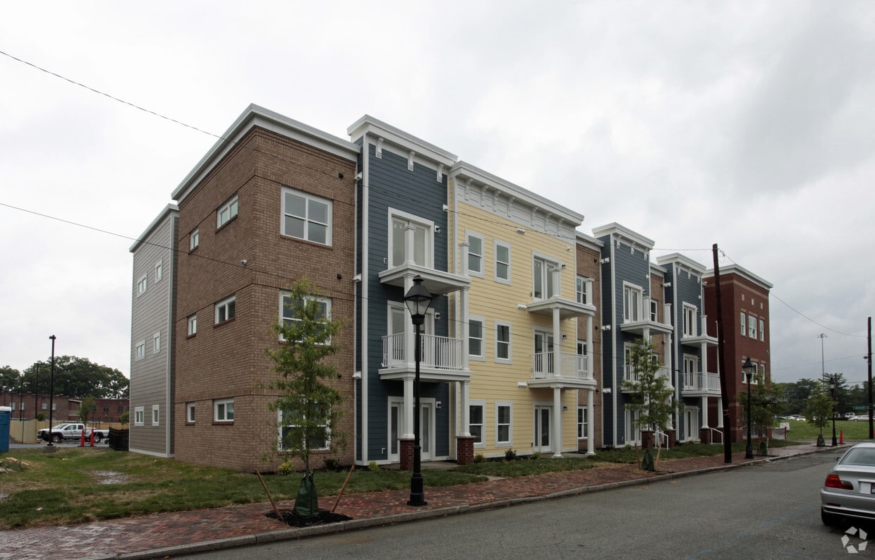 One West Jackson Apartments Apartments in Richmond, VA