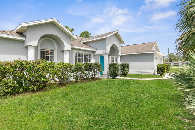 Foto del edificio - 38 Pine Croft Ln