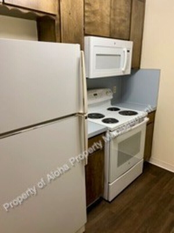 Building Photo - 5226 W Kootenai St