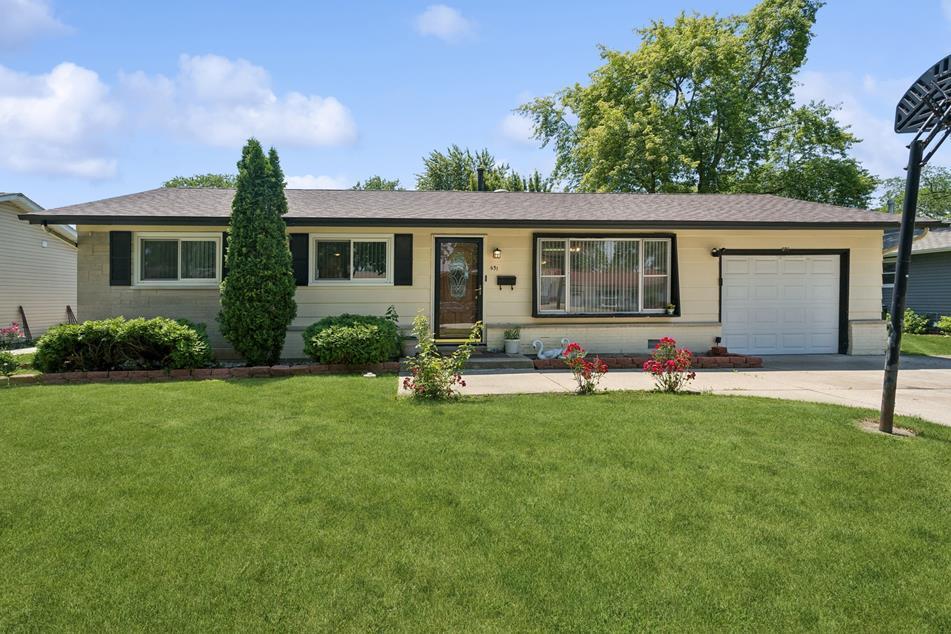 Primary Photo - 631 Ironwood Dr
