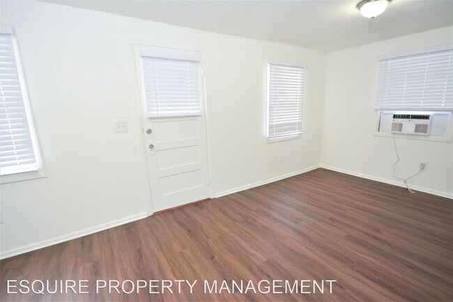 Building Photo - 2 br, 1 bath House - 623 SYCAMORE ST