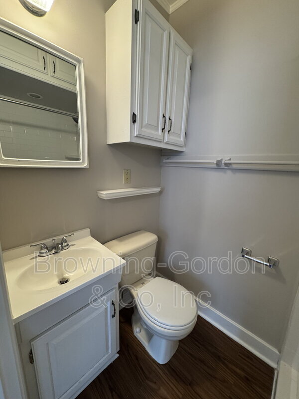 Foto del edificio - 1810 15th Ave S