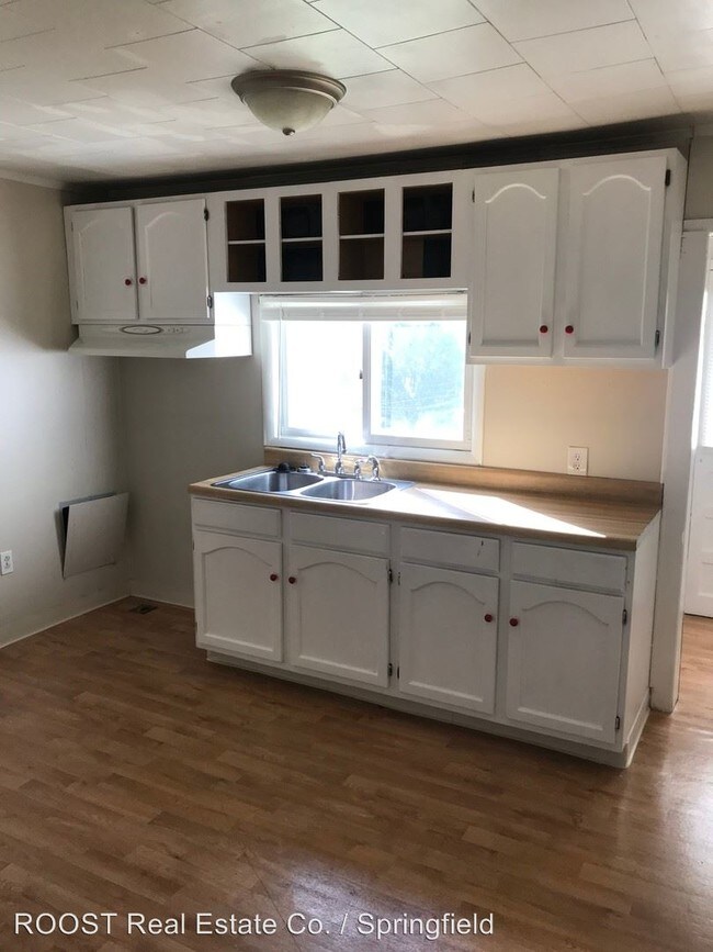 Building Photo - 2 br, 1 bath House - 2741 Delaware Avenue