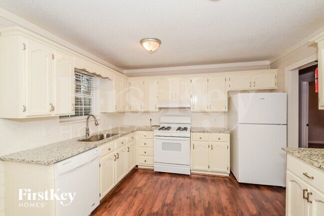 Building Photo - 1131 Dearing Downs Dr