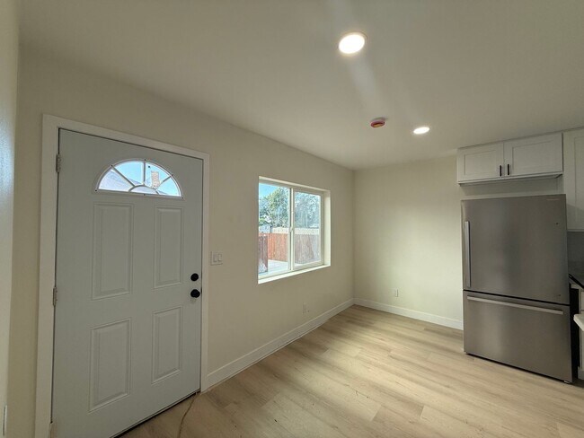 Foto del edificio - Brand new and Move-In ready!