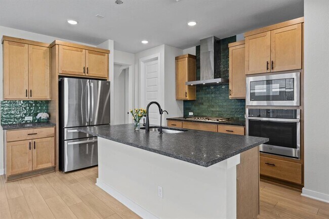 Foto del edificio - 12702 Autumn Bird Trce