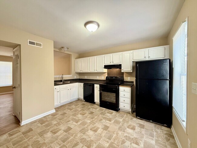 Foto del edificio - 461 Allison St NW