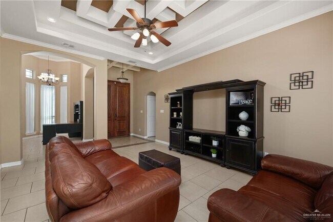 Building Photo - 3611 Spicewood Dr