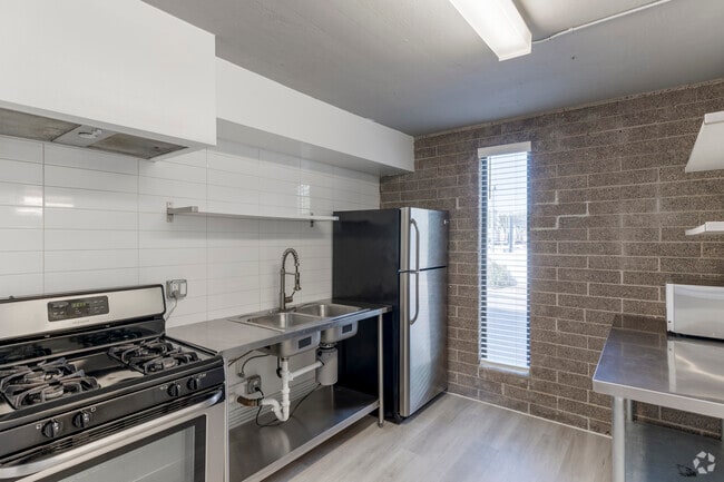 Estudio - 420 pies cuadrados - Cocina - Luna Bear Arcos