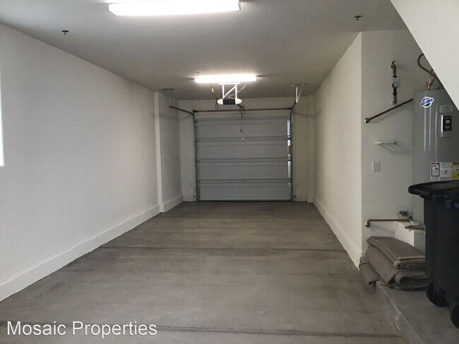 Building Photo - 2 br, 2.5 bath House - 2745 S. Balsam Dr.