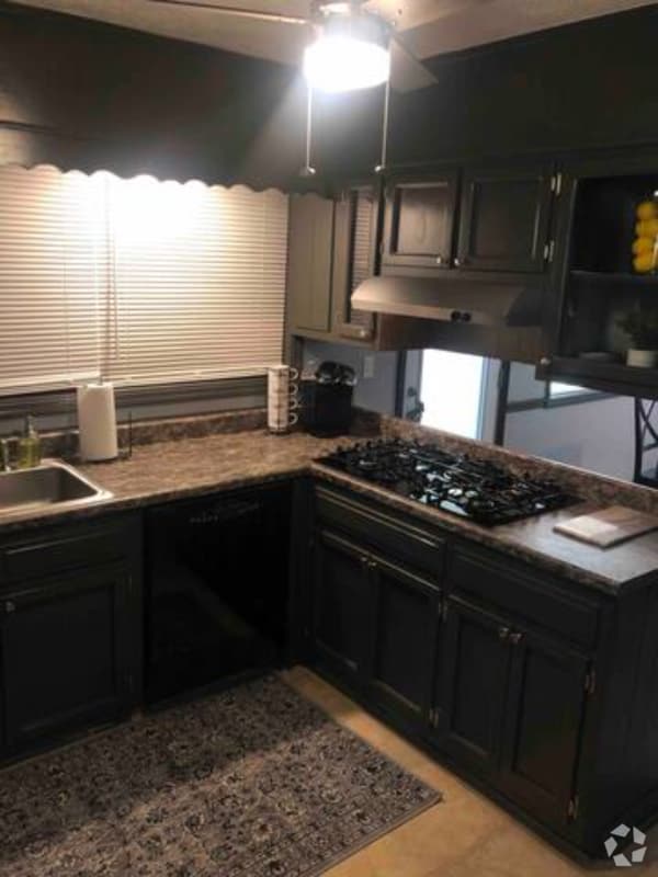 Building Photo - 3860 Pontevedra Pl