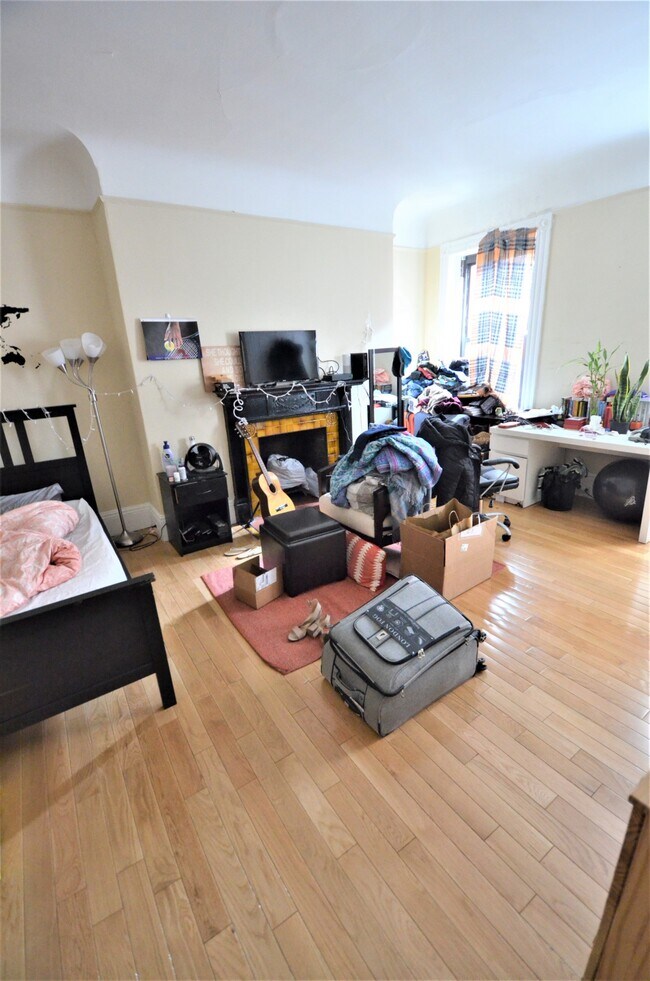 Foto del edificio - 589 Beacon St