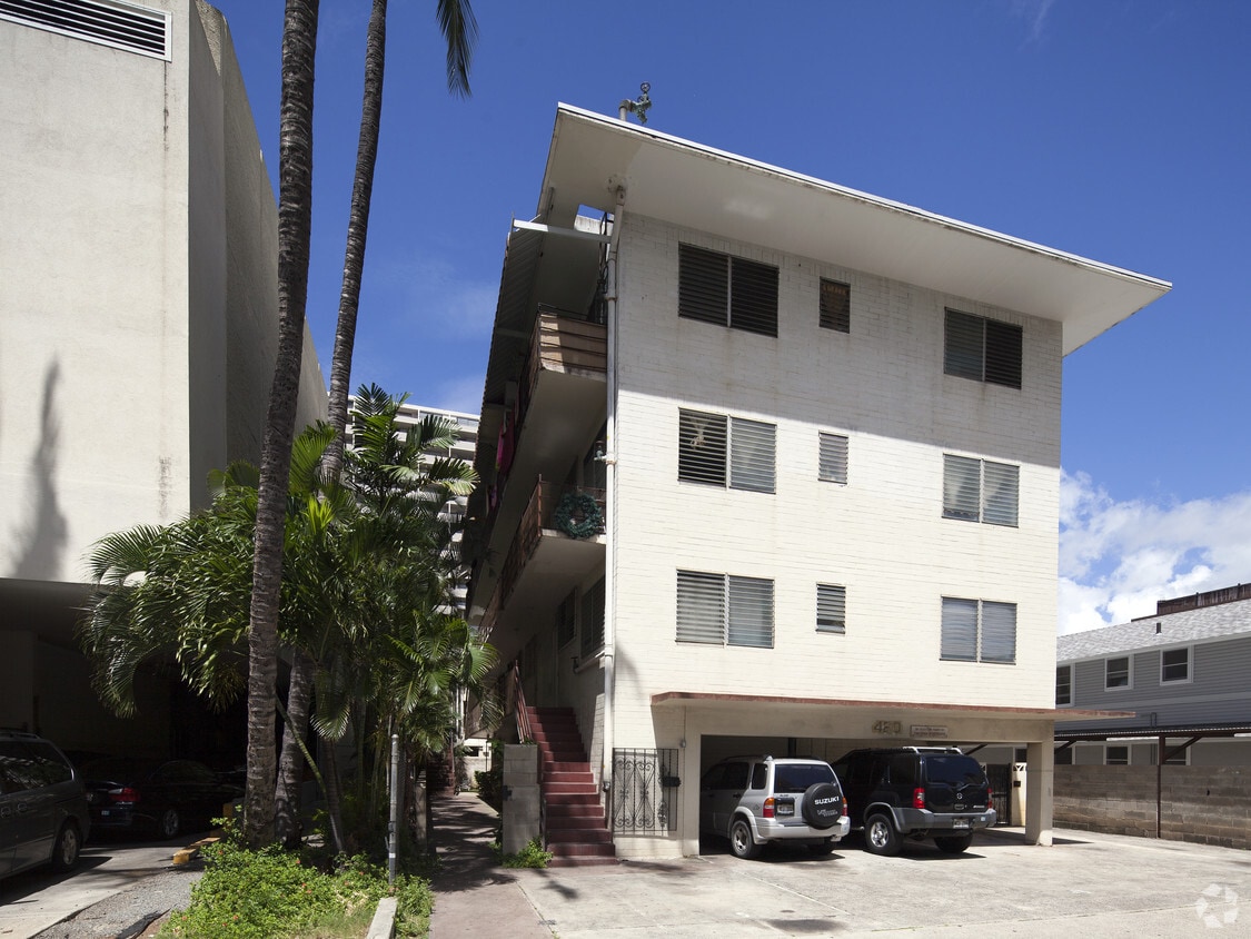 Building Photo - 420 Olohana St