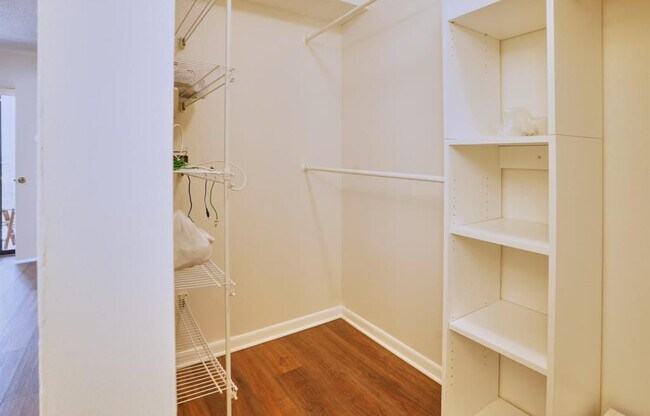 Foto del edificio - 3325 Cocoplum Cir