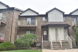 Building Photo - 4410 Birchwood Ct