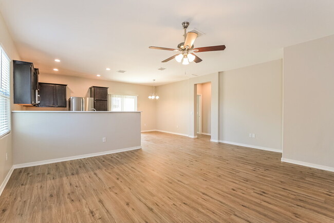 Building Photo - 14214 N Spear Point Way