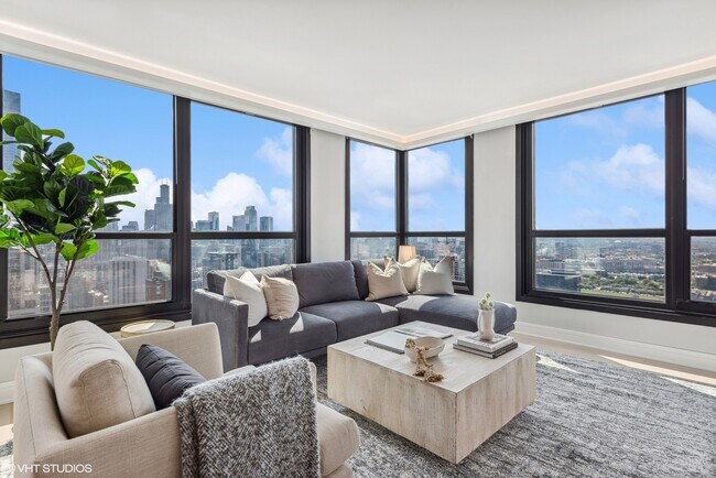 Foto del edificio - 1030 N State St