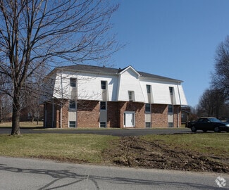 Building Photo - 531 Lakeview Dr