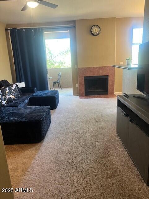 Foto del edificio - 3830 E Lakewood Pkwy W