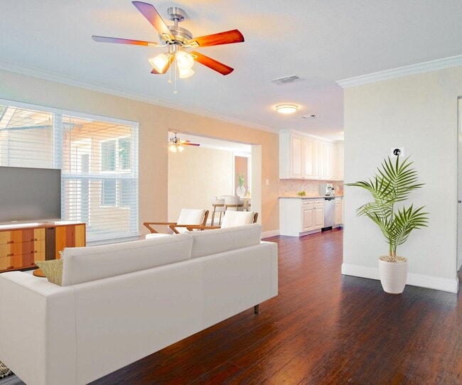 Foto del edificio - Updated West Fort Worth home with large ya...