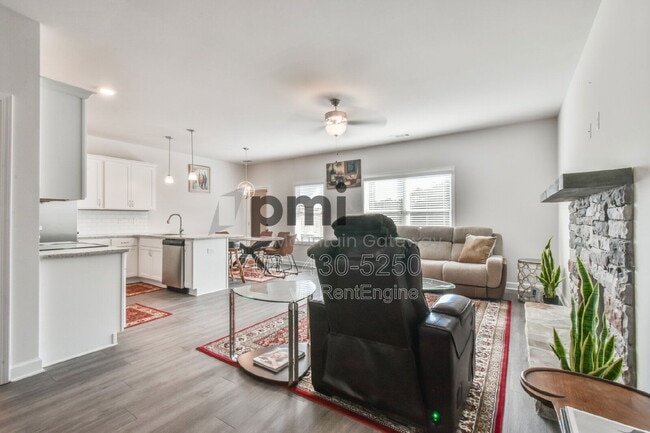 Building Photo - 6306 Pne Rdg Pt