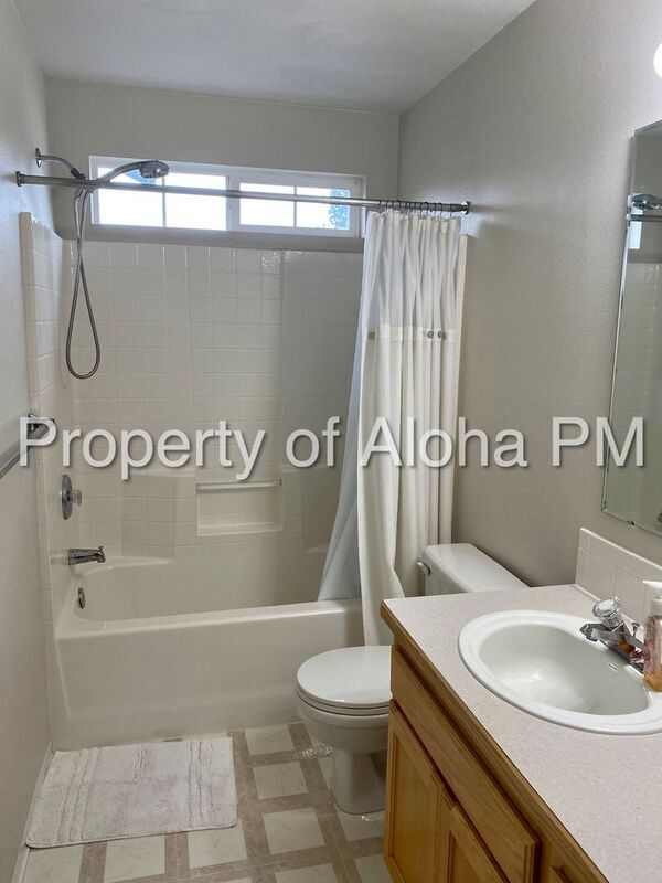 Foto del edificio - 13362 W Fig St